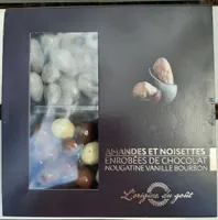 Amandes et noisettes enrobées de chocolat