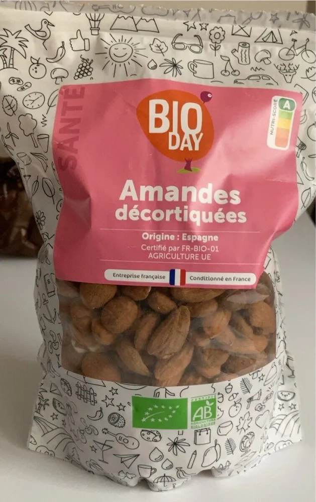 Amandes décortiquées