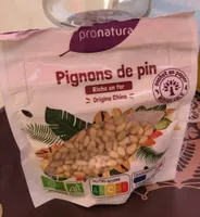 Pignons de pin