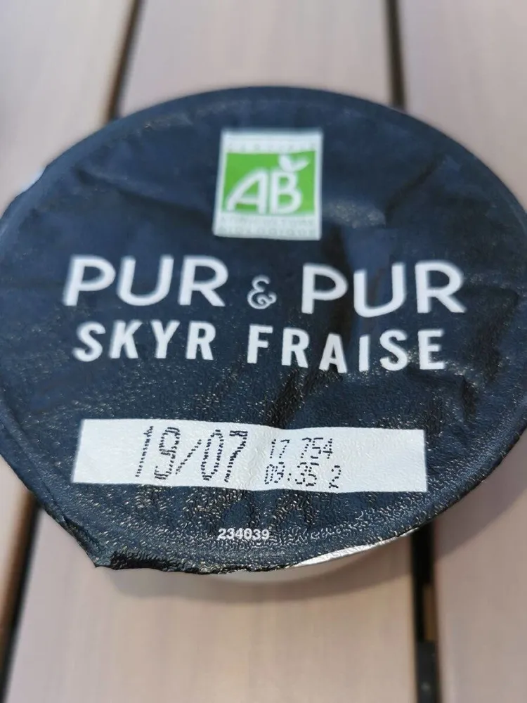 Skyrs fraise