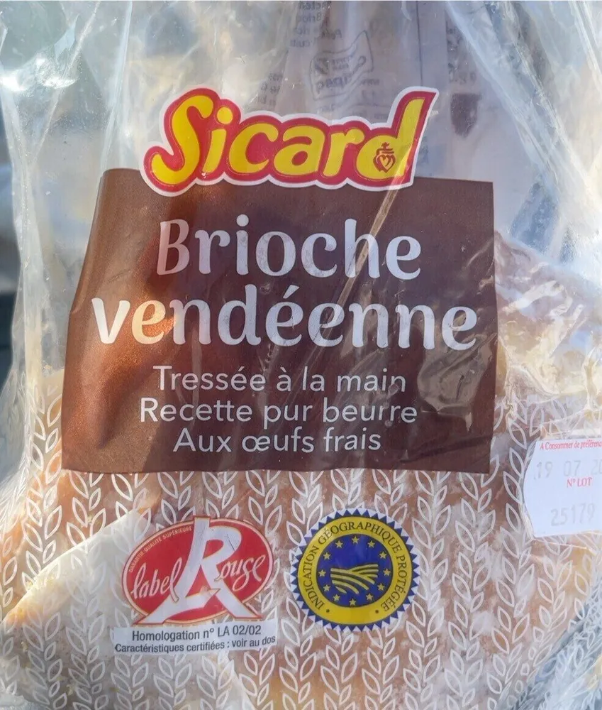 Brioche vendéenne