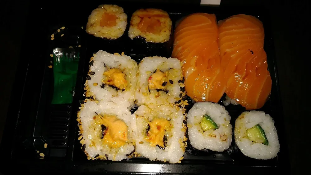 Sushi 10 pièces