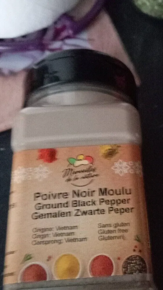 Poivre noire moulu