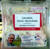 Cervelas sauce rémoulade aux oignons émincés