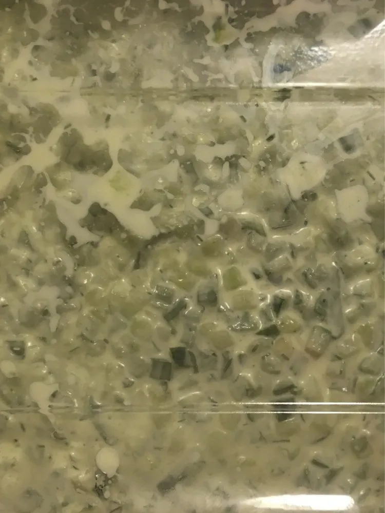 Tartare de concombres- sauces au fromage blanc