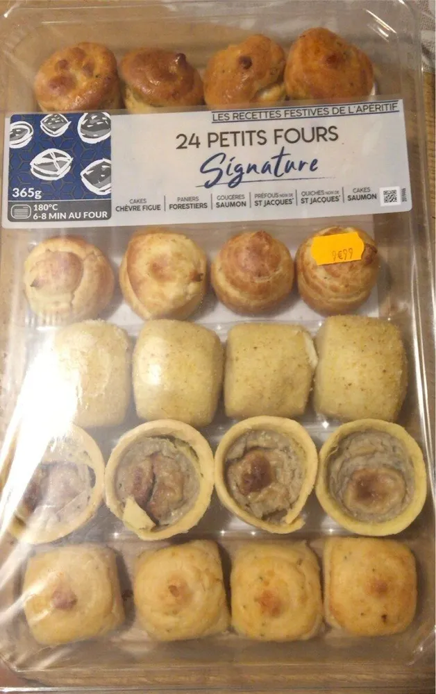 Plateau de 24 petits fours