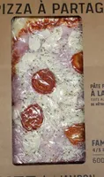 Pizza jambon superieur tomate mozzarella