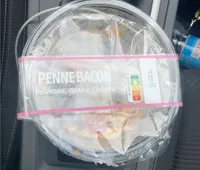 Penne bacon poivrons , grana padano