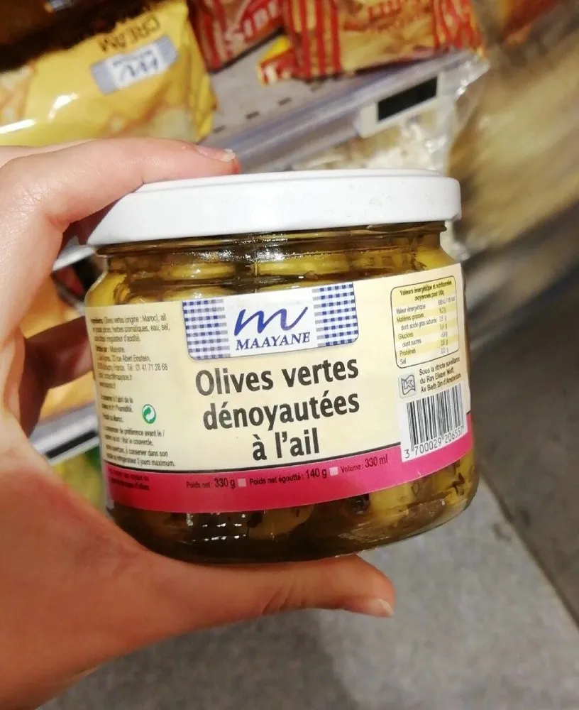 Olives dénoyautées à l'ail