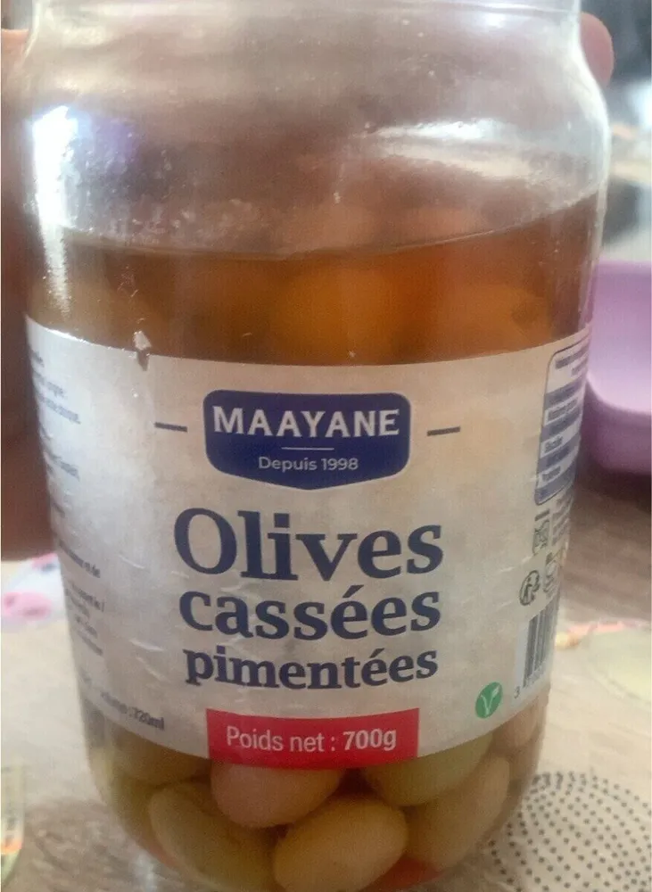 Olives cassees pimentées