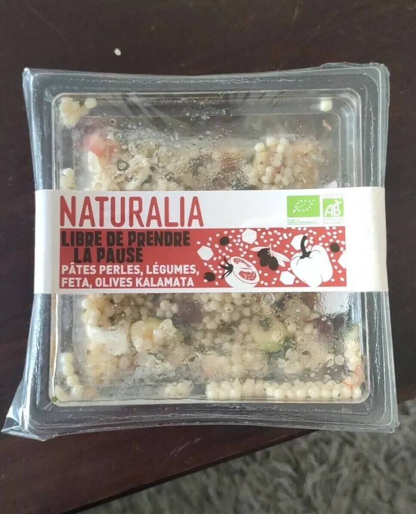 Pâtes perle légumes feta olives