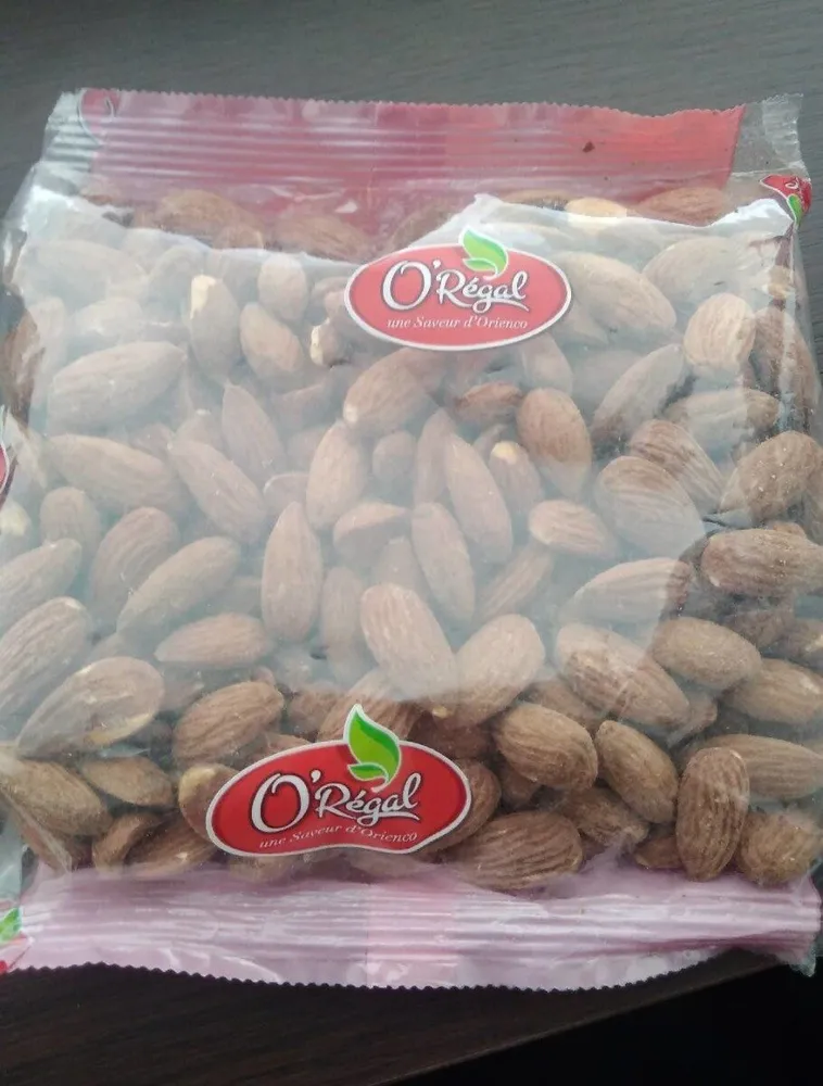 Amandes décortiquées