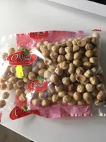 Noisettes émondées