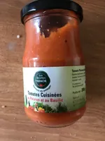 Tomates cuisinees au poivron et basilic