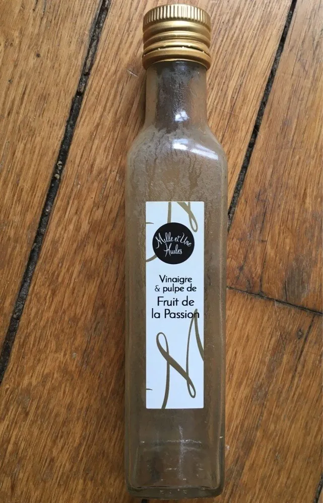 Vinaigre et pulpe de fruit de la passion