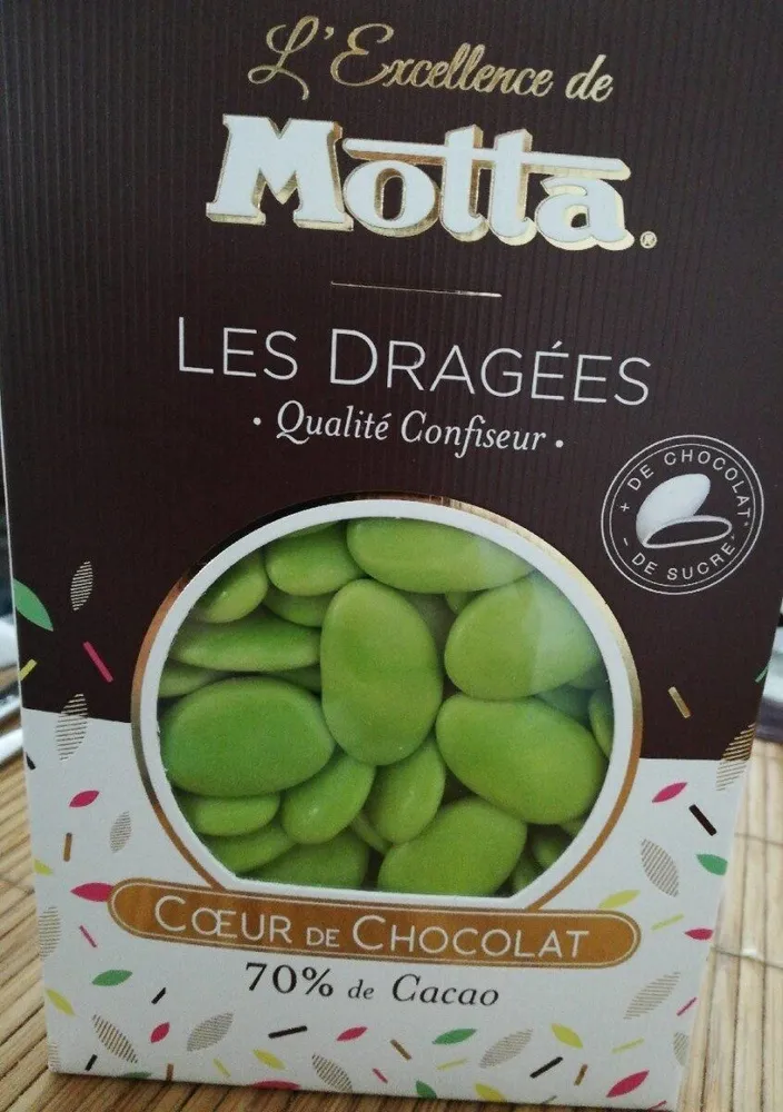 L'excellence de motta-dragées cœur de chocolat