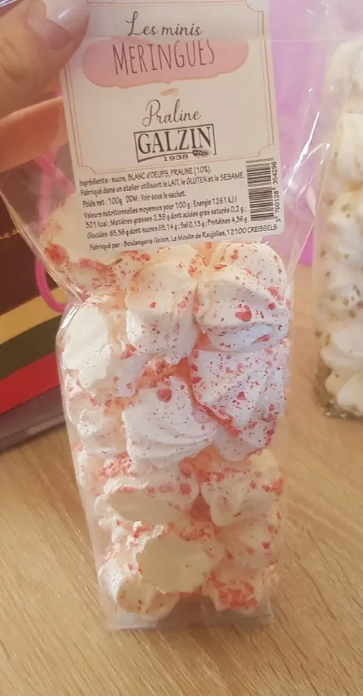Meringues praline