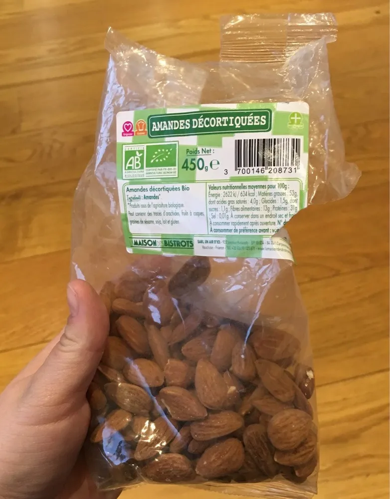 Amandes decortiquees