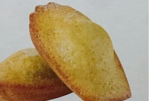 Madeleine à la pistache