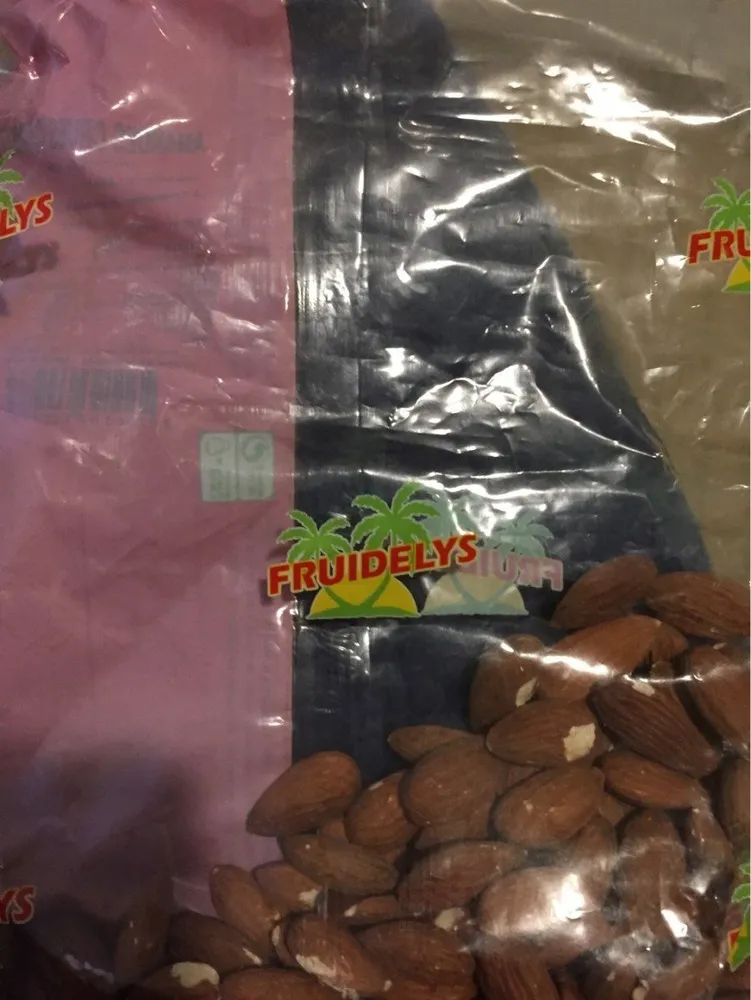 Amandes crues