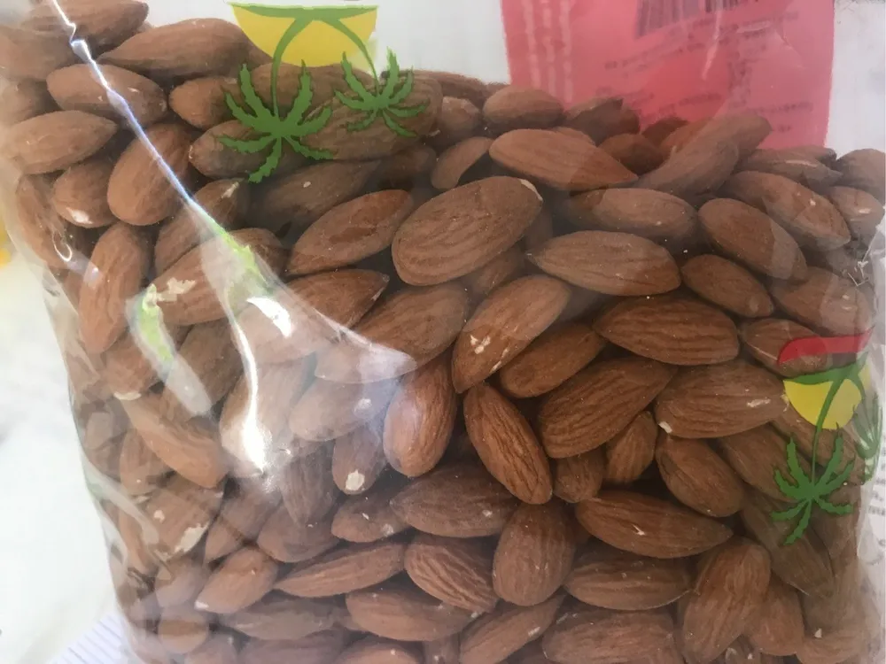 Amandes crues carmel