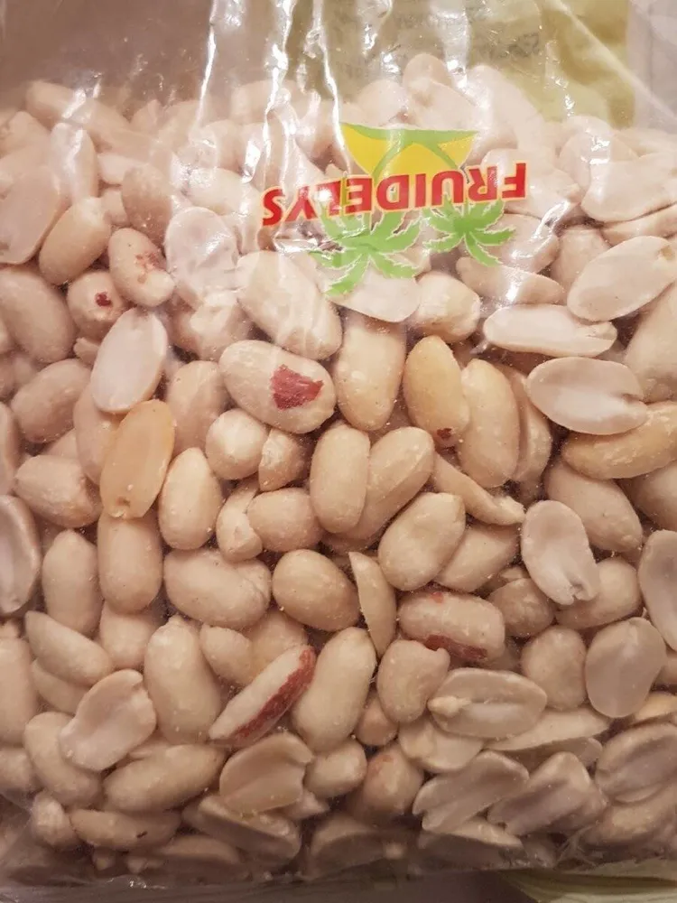 Arachides crues blanches
