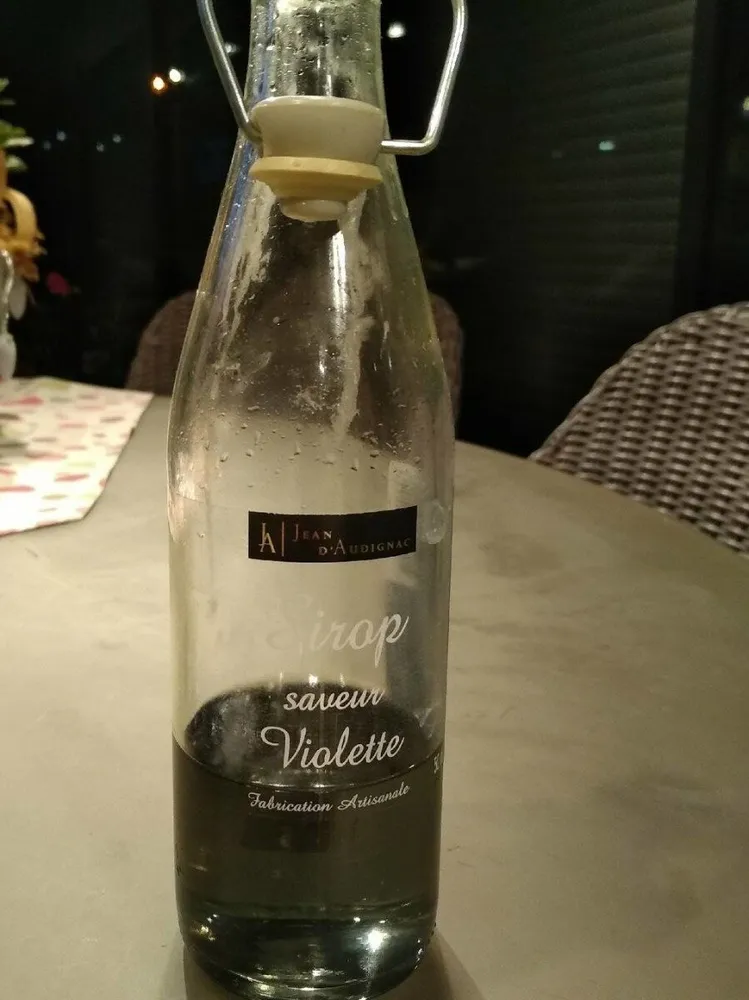 Sirop saveur violette