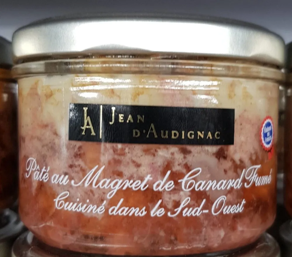 Pâté de magret de canard fumé cuisiner dans le Sud-Ouest