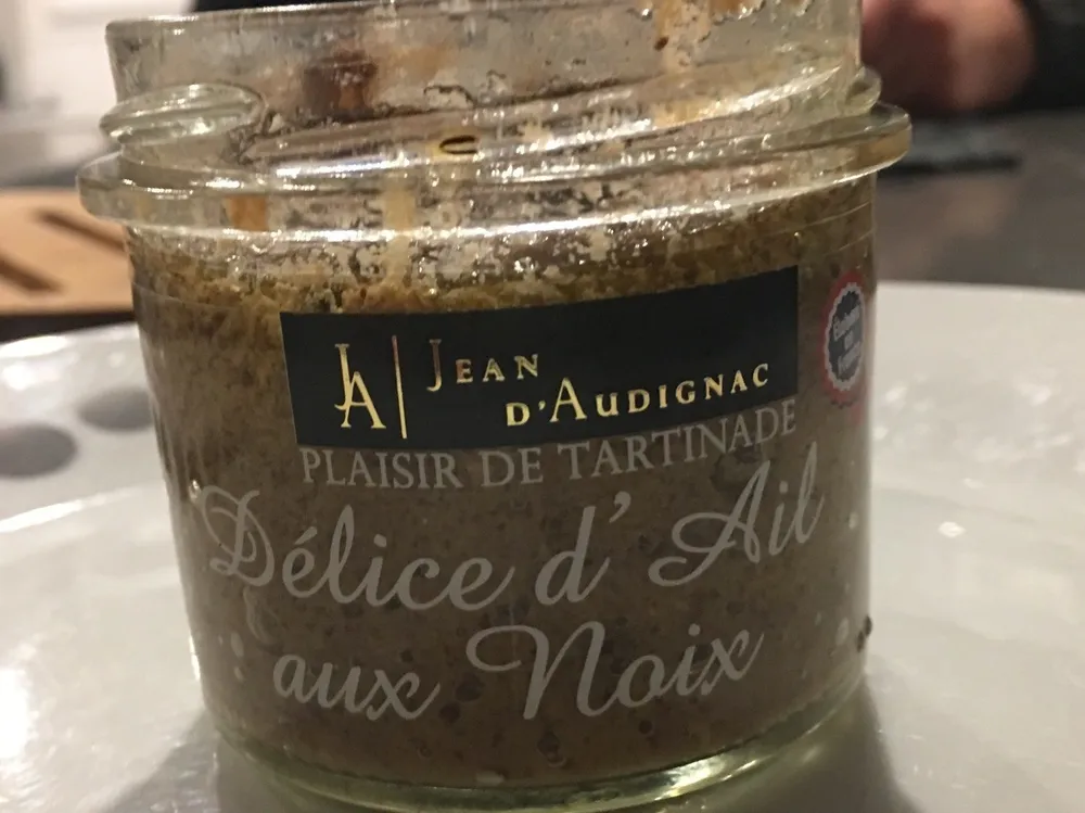 Delice d'ail aux noix