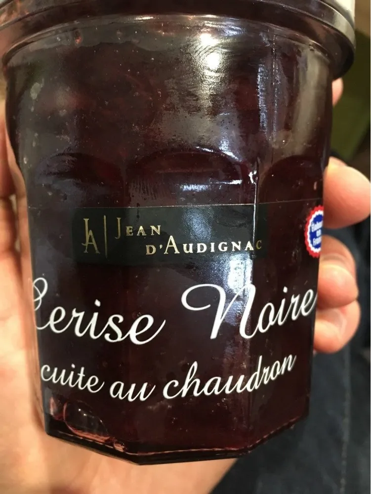 Confiture cerise noire