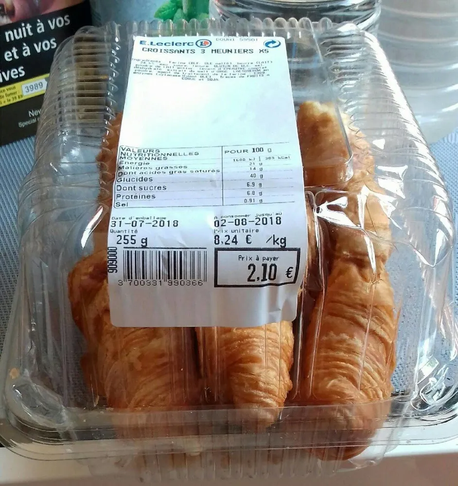 Croissant au beurre