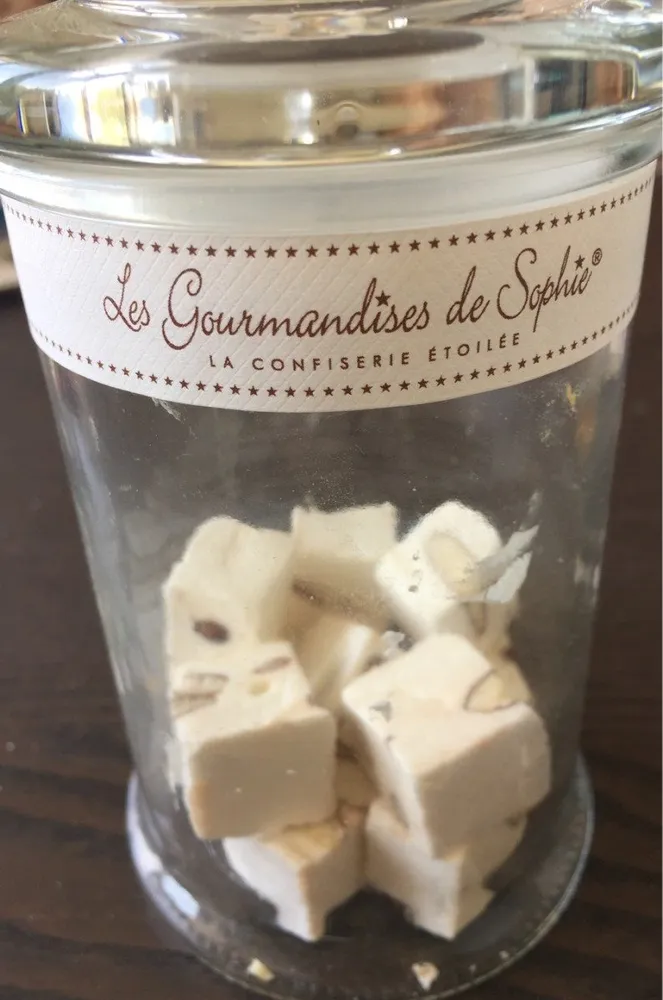 Bonbonnière De Nougats Tendre aux amandes et au miel 160 G