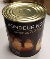 Rondeur noire, sauce au chocolat
