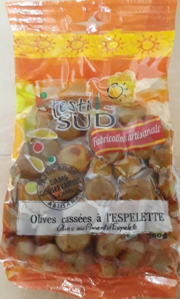 Olives cassées à l'Espelette