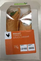 Wraps au poulet, tomate, sauce caesar