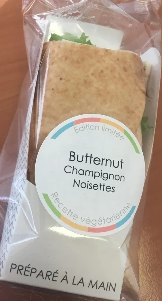 Mozarella Pesto rosso Roquette