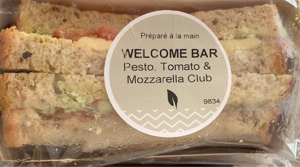 Pesto, Tomato & Mozzarella Club