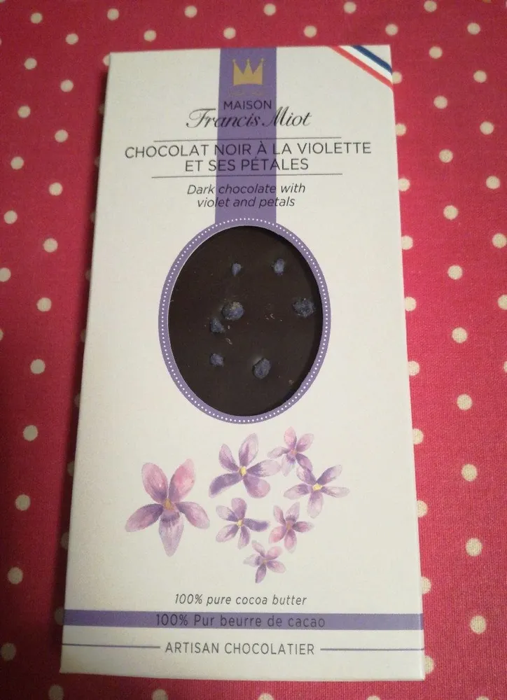 Chocolat noir à la violette