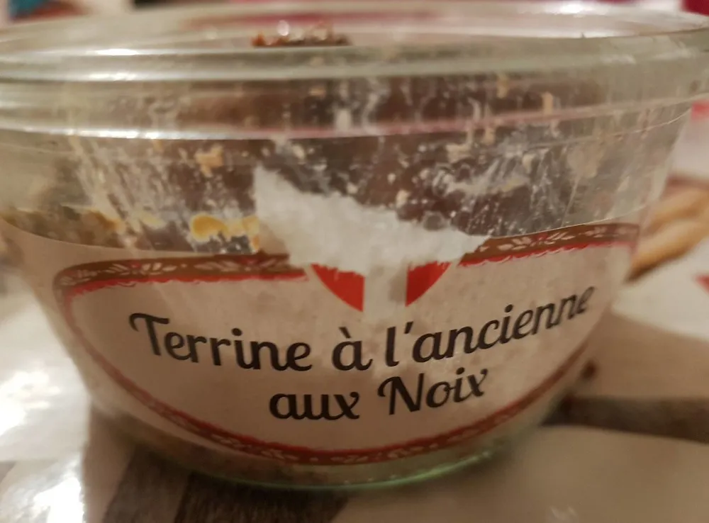 Terrine à l'ancienne aux noix