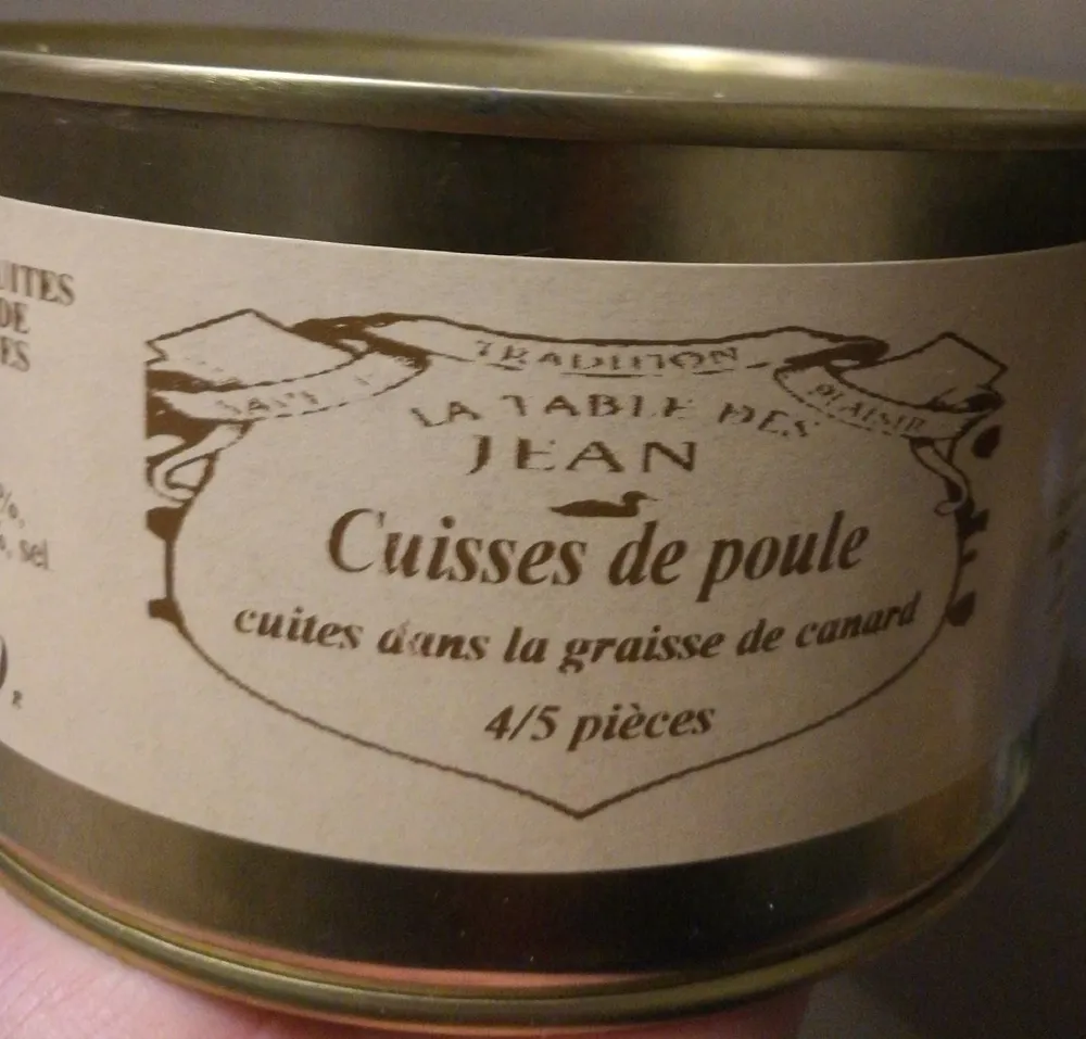 Cuisses de poule cuites dans la graisse de canard