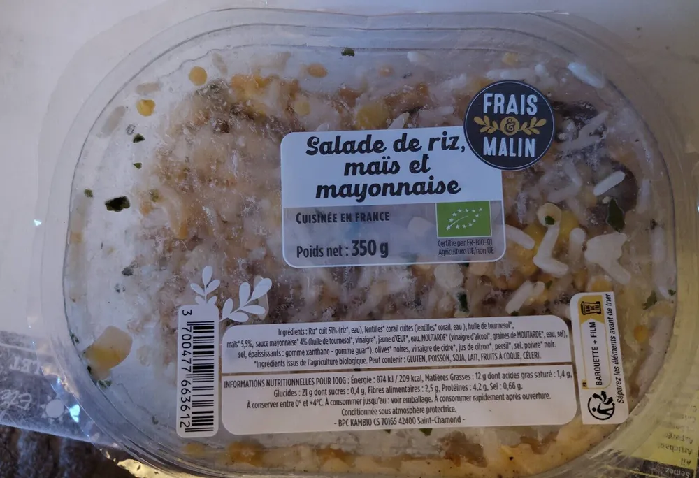 Salade de riz, maïs et mayonnaise