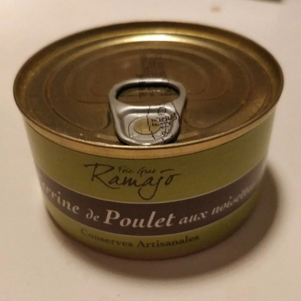 Terrine de Poulet aux noisettes