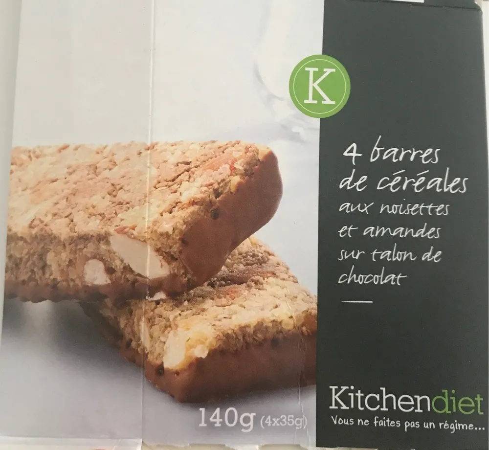 Barre de Céréales aux Noisettes, Amandes sur Talon de chocolat noir