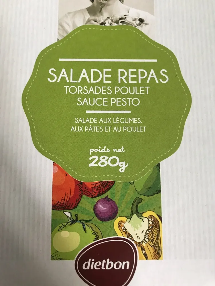 Salade repas torsades poulet sauce pesto