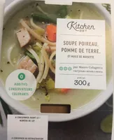 Soupe poireau, pomme de terre, & huile de noisette
