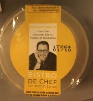 Mitch’cheese crumble chocolat blanc, fraises et rhubarbe verte surmontées d'une crème cheese