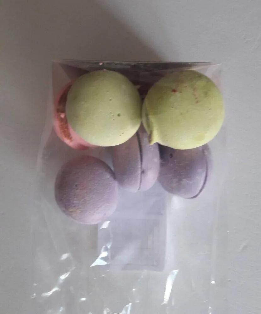 Macaronias