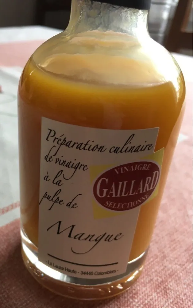 Preparation culinaire de vinaigre a la pulpe de mangue