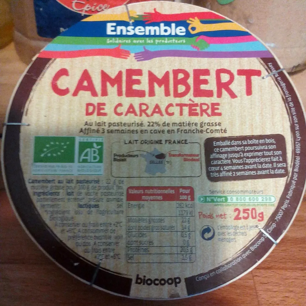 Camembert de caractère bio