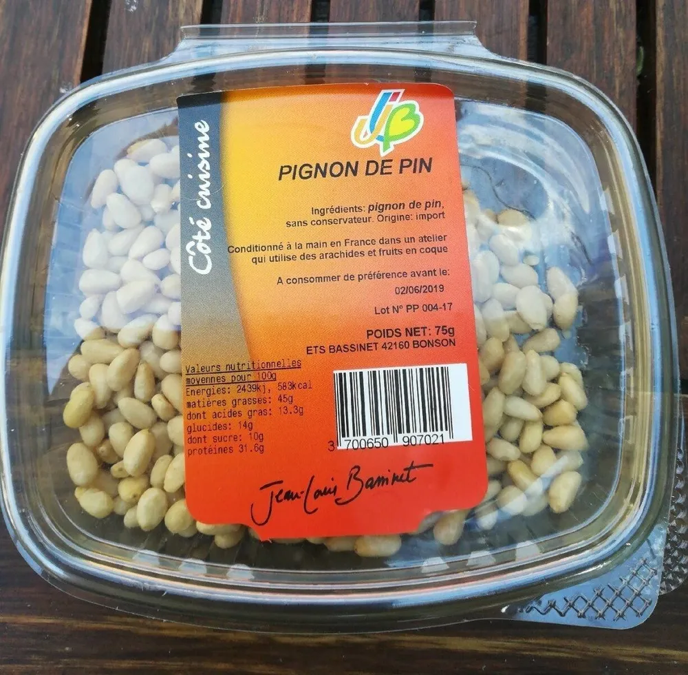 Pignon de pin